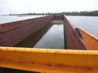படகு விற்பனைக்கு