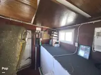 டிராலர் விற்பனைக்கு