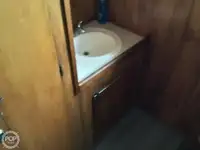 டிராலர் விற்பனைக்கு