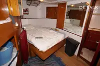 ஆராய்ச்சி கப்பல் விற்பனைக்கு