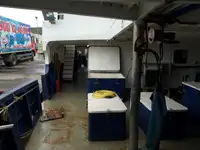 டிராலர் விற்பனைக்கு