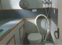 குரூஸ் கப்பல் விற்பனைக்கு