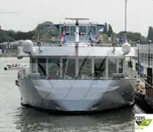 குரூஸ் கப்பல் விற்பனைக்கு