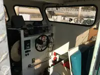 டிராலர் விற்பனைக்கு
