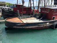இழுக்கும் படகு விற்பனைக்கு