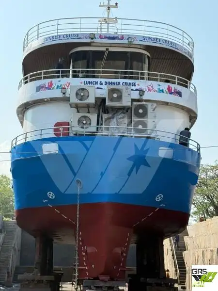 உணவக கப்பல் விற்பனைக்கு