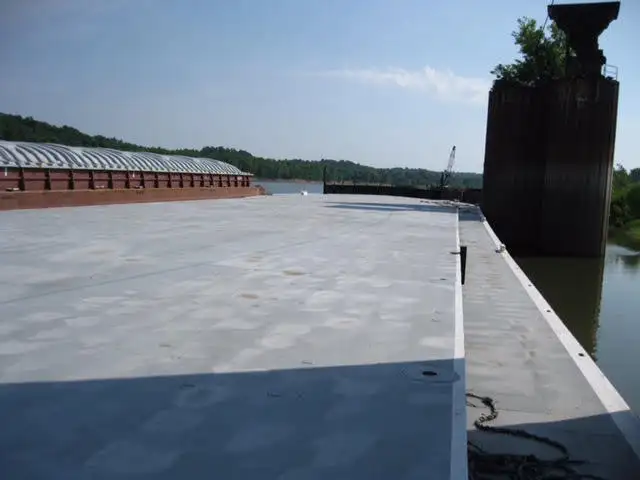 பarge விற்பனைக்கு