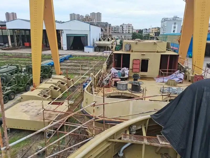 இழுக்கும் படகு விற்பனைக்கு