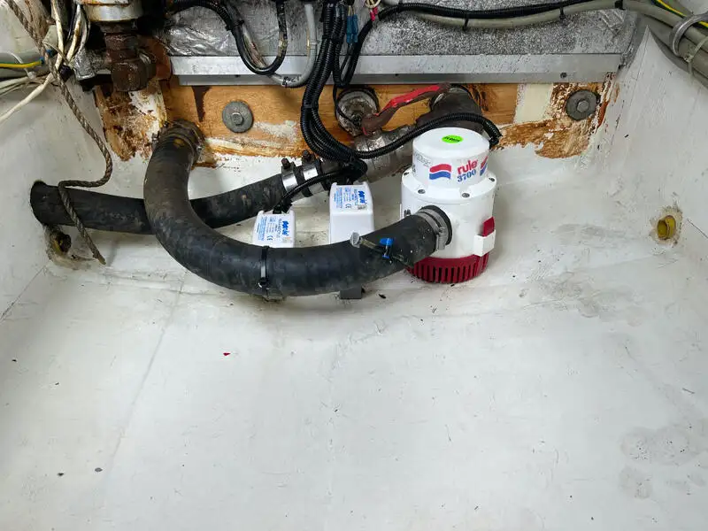 ஆராய்ச்சி கப்பல் விற்பனைக்கு