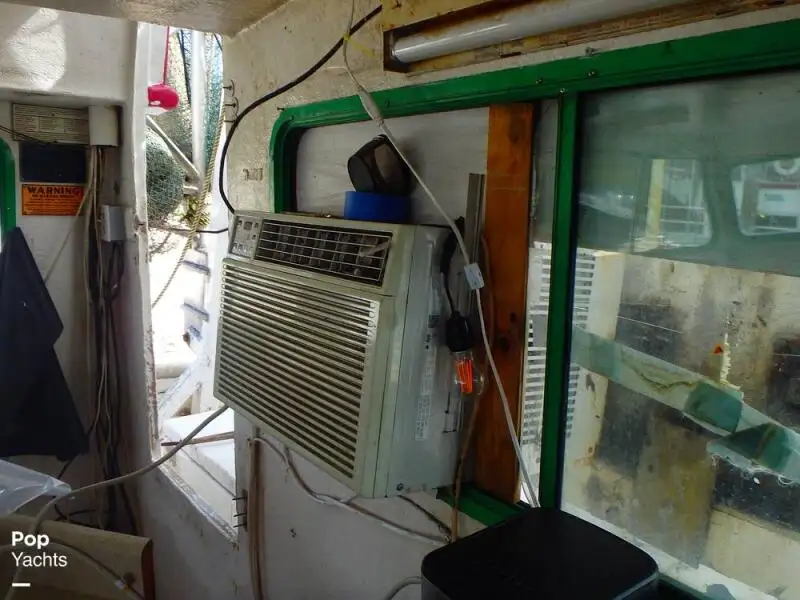 டிராலர் விற்பனைக்கு