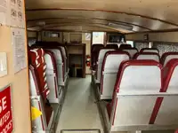 குழு படகு விற்பனைக்கு