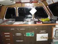 குழு படகு விற்பனைக்கு