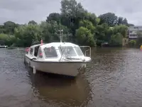 பயணிகள் கப்பல் விற்பனைக்கு