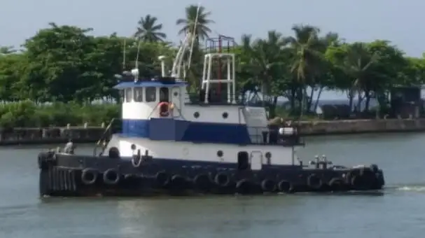 இழுக்கும் படகு விற்பனைக்கு