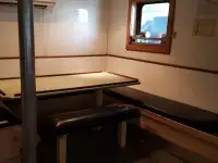 டிராலர் விற்பனைக்கு