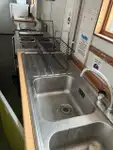 தங்கும் படகு விற்பனைக்கு