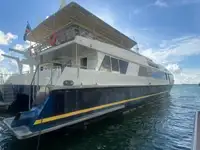 கேட்டமரன் விற்பனைக்கு