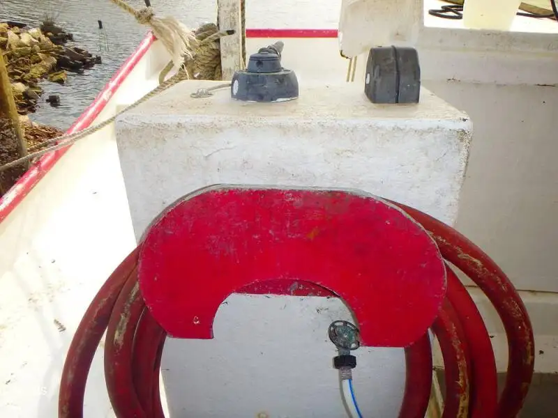 டிராலர் விற்பனைக்கு