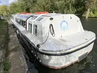 பயணிகள் கப்பல் விற்பனைக்கு