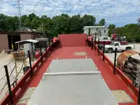 லேண்டிங் கிராஃப்ட், டேங்க் விற்பனைக்கு