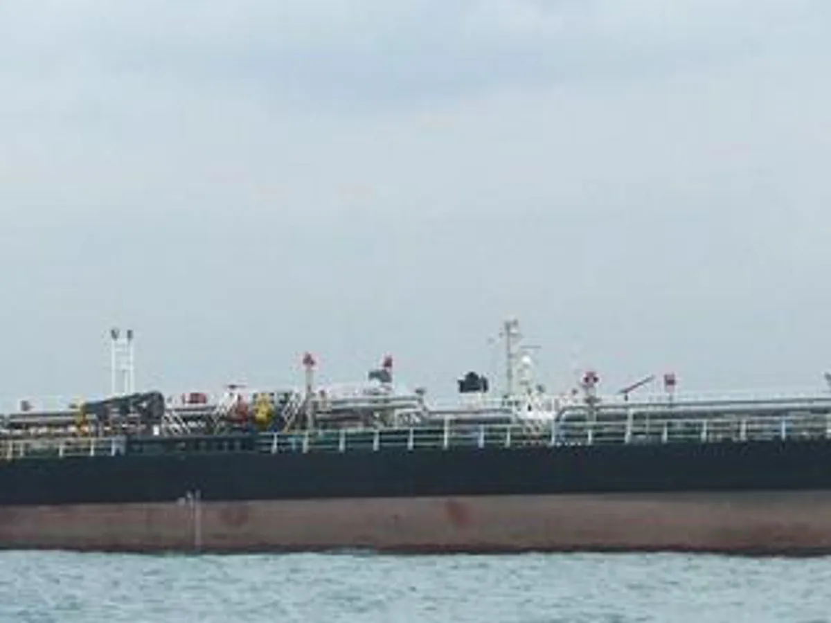 எண்ணெய் / இரசாயன டேங்கர் விற்பனைக்கு