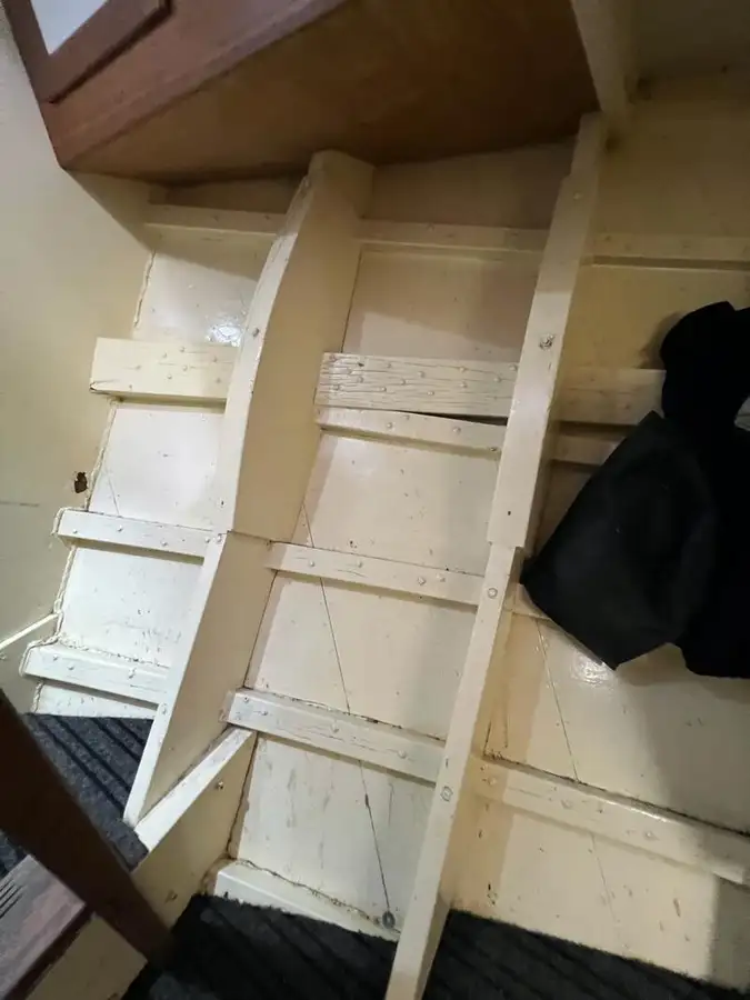 டிராலர் விற்பனைக்கு