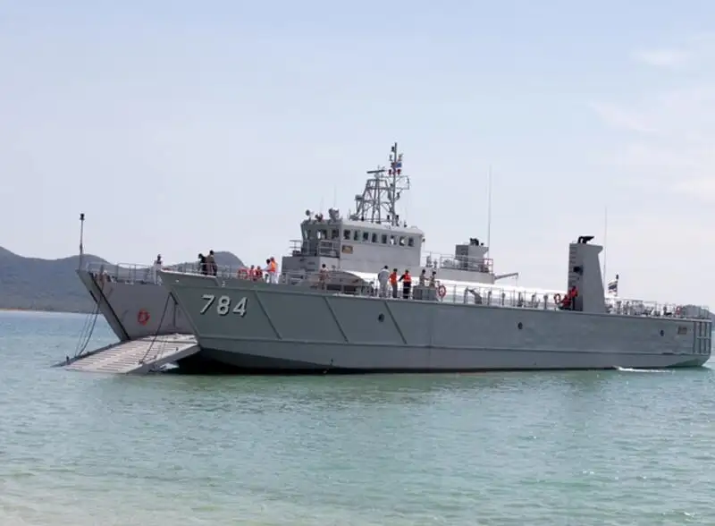 ரோ-ரோ கப்பல் விற்பனைக்கு