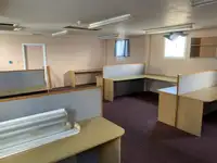 பarge விற்பனைக்கு
