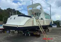குழு படகு விற்பனைக்கு