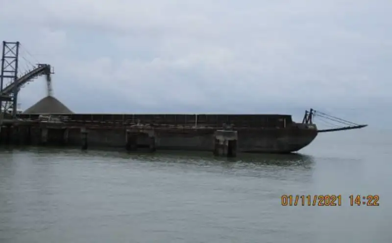 பarge விற்பனைக்கு