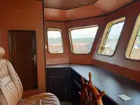 லேண்டிங் கிராஃப்ட், டேங்க் விற்பனைக்கு
