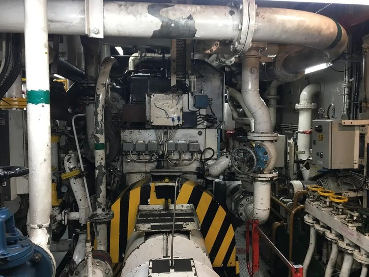 ஆராய்ச்சி கப்பல் விற்பனைக்கு