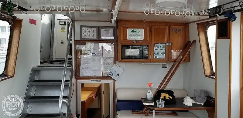 டிராலர் விற்பனைக்கு