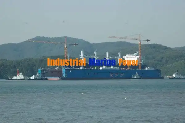 மிதக்கும் கப்பல் தளம் விற்பனைக்கு