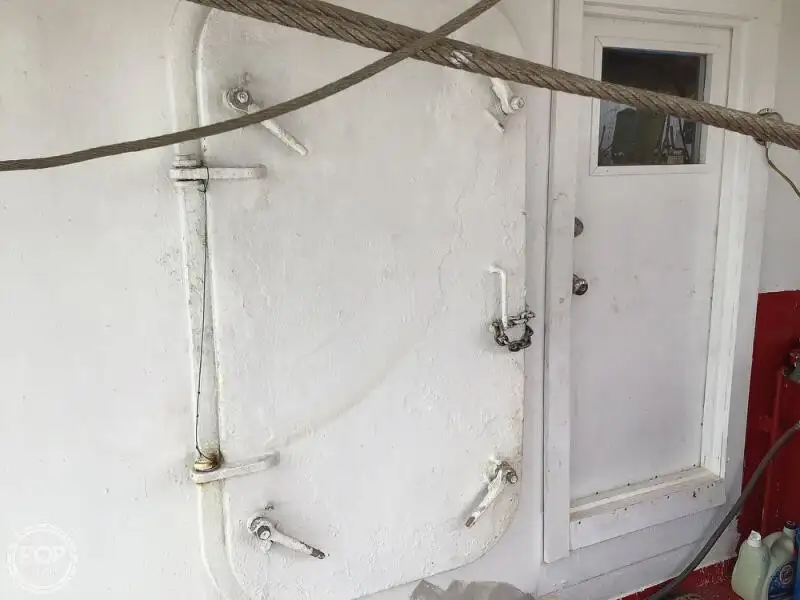 டிராலர் விற்பனைக்கு