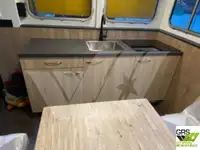 வேலை செய்யும் படகுகள் விற்பனைக்கு