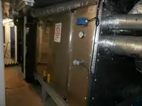 கண்டெய்னர் கப்பல் விற்பனைக்கு