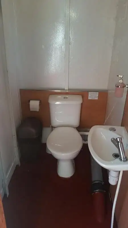 குரூஸ் கப்பல் விற்பனைக்கு
