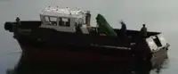 வேலை செய்யும் படகுகள் விற்பனைக்கு