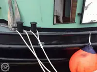 இழுக்கும் படகு விற்பனைக்கு