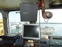 வேலை செய்யும் படகுகள் விற்பனைக்கு