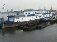 பarge விற்பனைக்கு