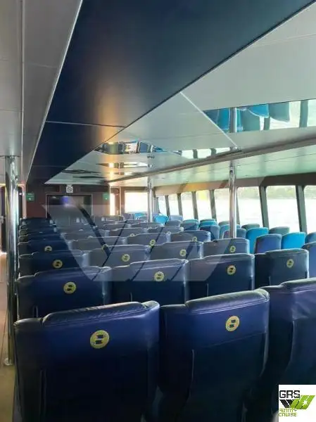குரூஸ் கப்பல் விற்பனைக்கு