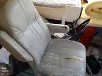 டிராலர் விற்பனைக்கு