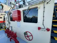இழுக்கும் படகு விற்பனைக்கு