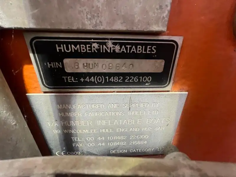 வேலை செய்யும் படகுகள் விற்பனைக்கு