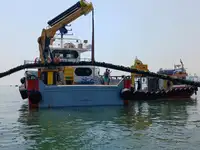 பணிப் படகுகள் விற்பனைக்கு