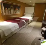 குரூஸ் கப்பல் விற்பனைக்கு