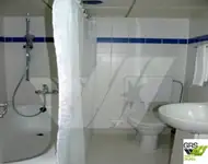 குரூஸ் கப்பல் விற்பனைக்கு