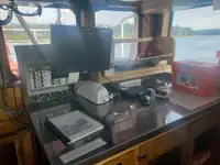 இழுக்கும் படகு விற்பனைக்கு